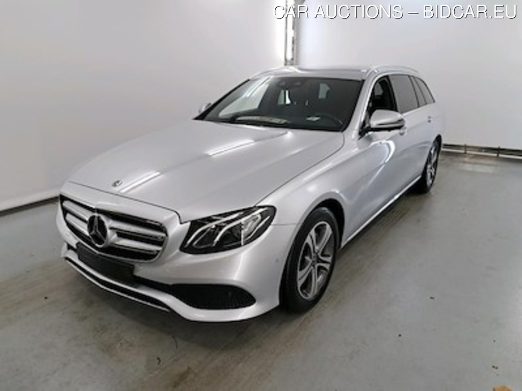 Mercedes-Benz Classe E break diesel s213 E 200 d Technology Edition AVANTGARDE interieur Parkeerpakket