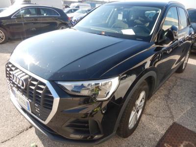 Audi Q3 35 1.5 TFSI MHEV BUSINESS S-TRONIC, 2021