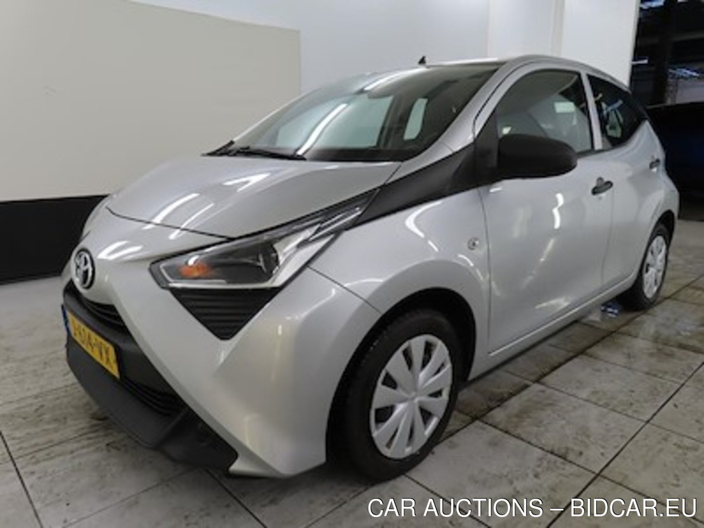 Toyota Aygo 1.0 VVT-i x-fun 5d