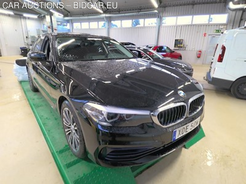 BMW Series 5 530e Sportline