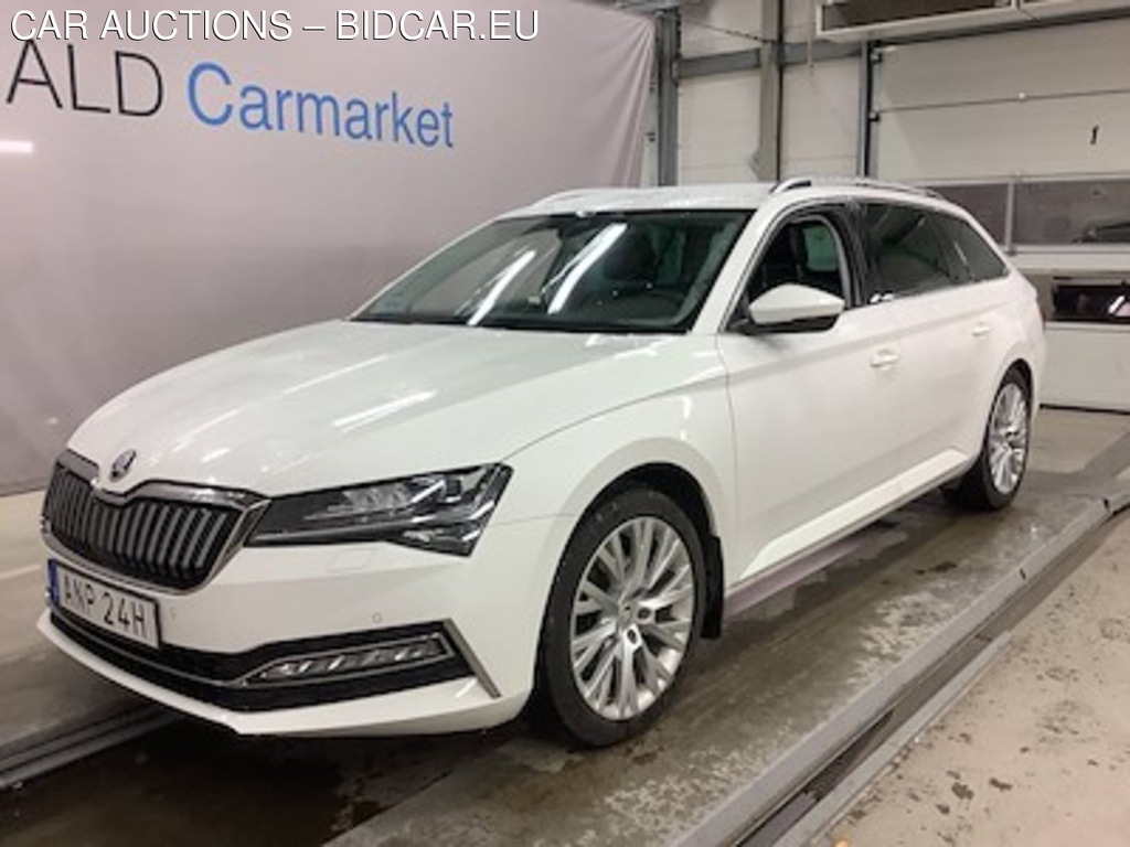 Skoda Superb IV Business Style, Drag-Pak, Skinn, Cockpit, P-Varmare, Auto