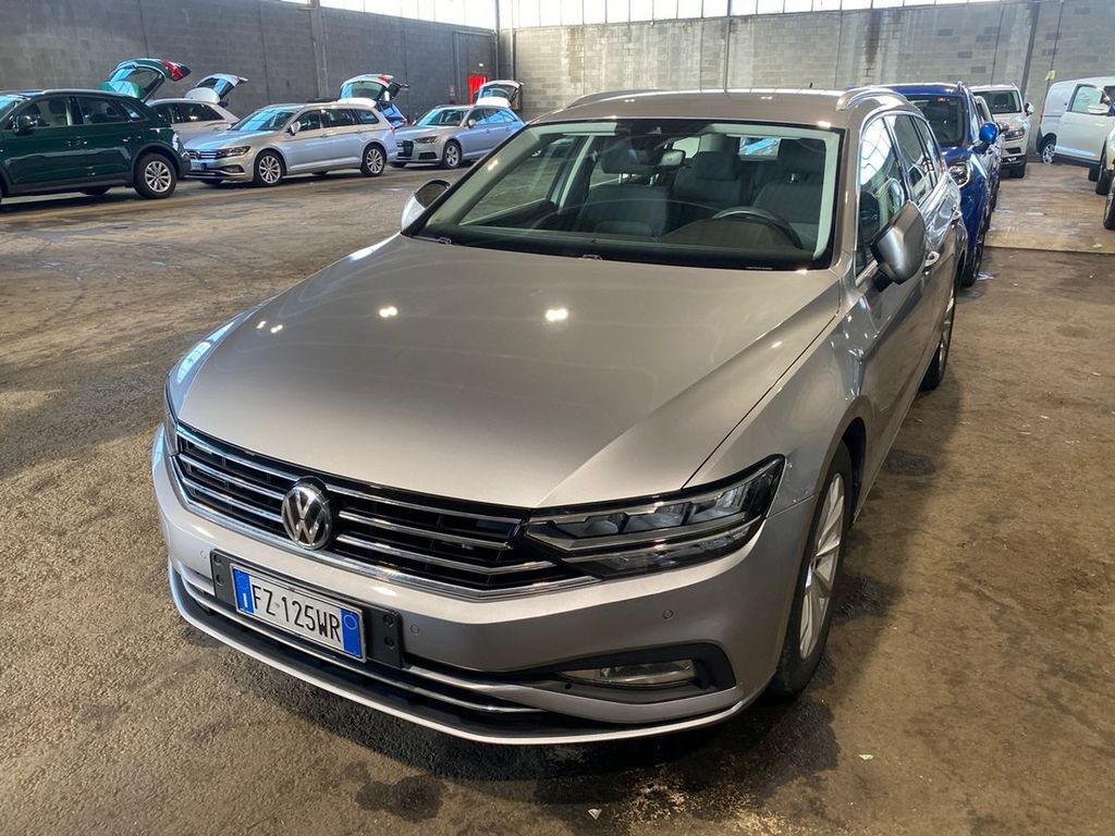 Volkswagen Passat VARIANT 2.0 TDI BUSINESS 150CV DSG, 2019