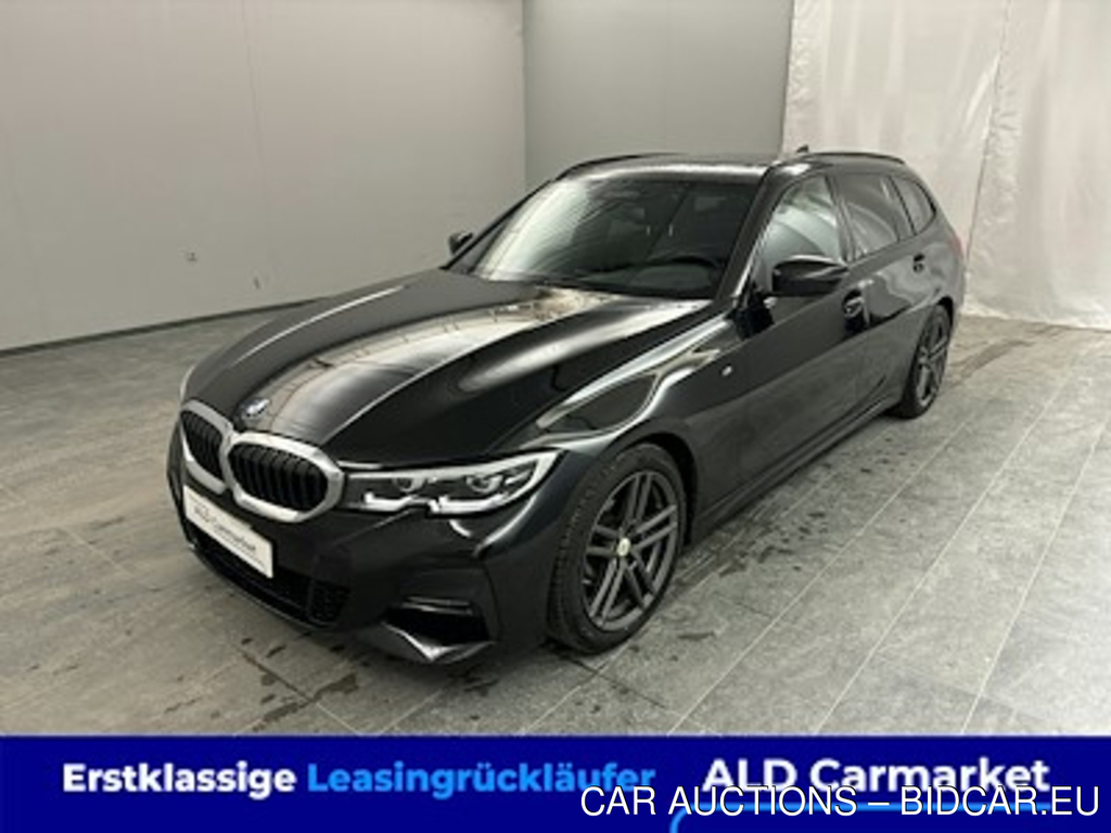 BMW 3er BMW 320d Touring xDrive Aut. M Sport Kombi, 5-turig, Automatik, 8-Gang