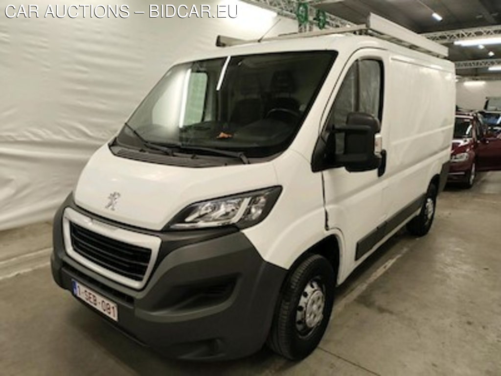 Peugeot Boxer 330 fourgon swb dsl - 2.0 BlueHDi L1H1 Premium S&amp;S