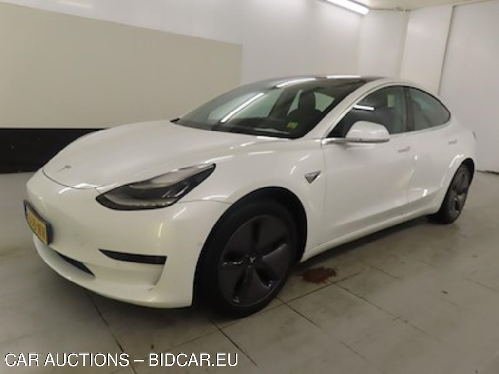 Tesla Model 3 Standard Range Plus RWD 4d