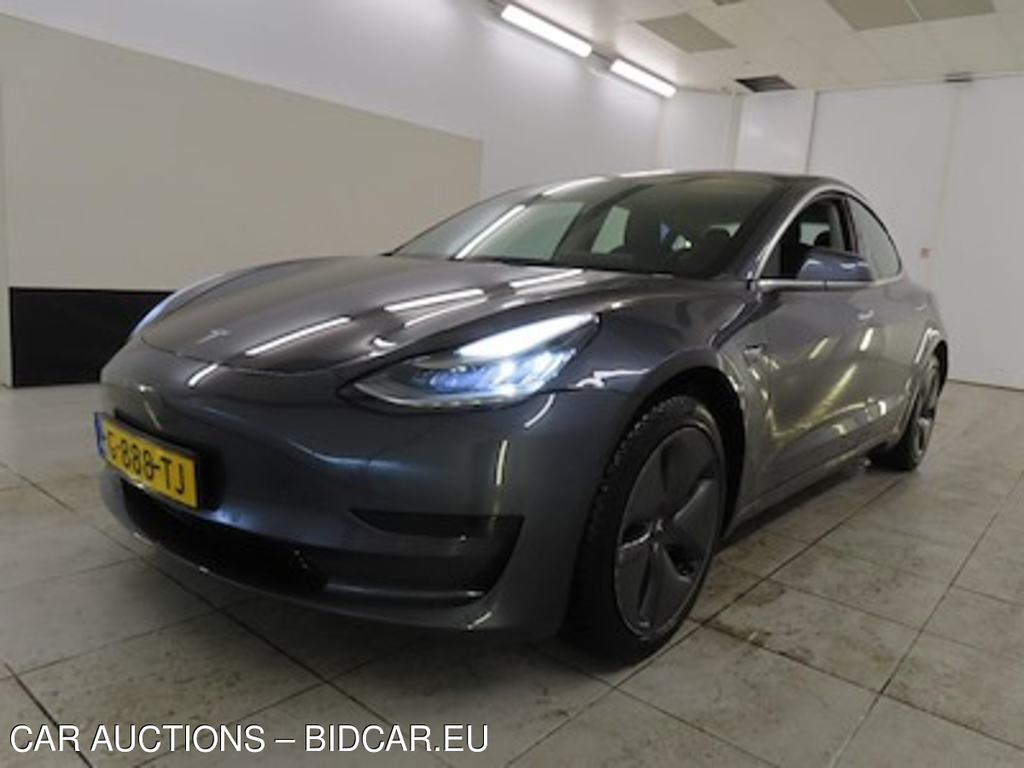 Tesla Model 3 Standard Range Plus RWD 4d