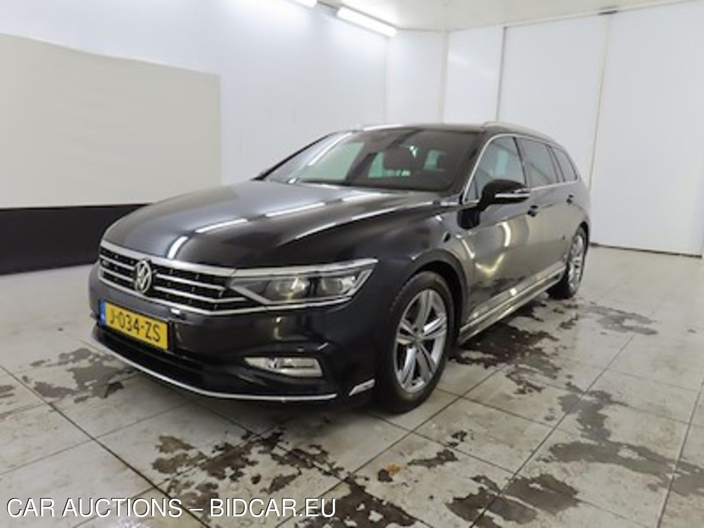 Volkswagen Passat variant 1.5 TSI 7-DSG R-Line Business+ 5d