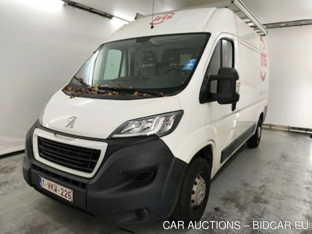 Peugeot Boxer 335 fourgon mwb HR dsl 2.0 BlueHDi L2H2 Premium S&amp;S