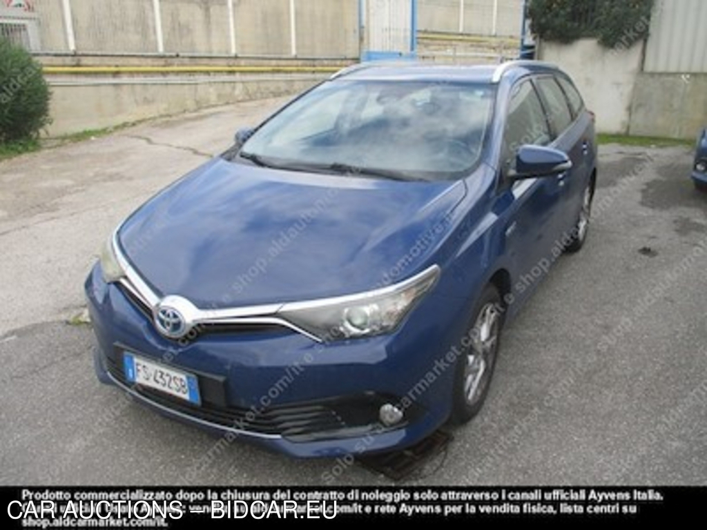 Toyota auris touring sports hybrid business -