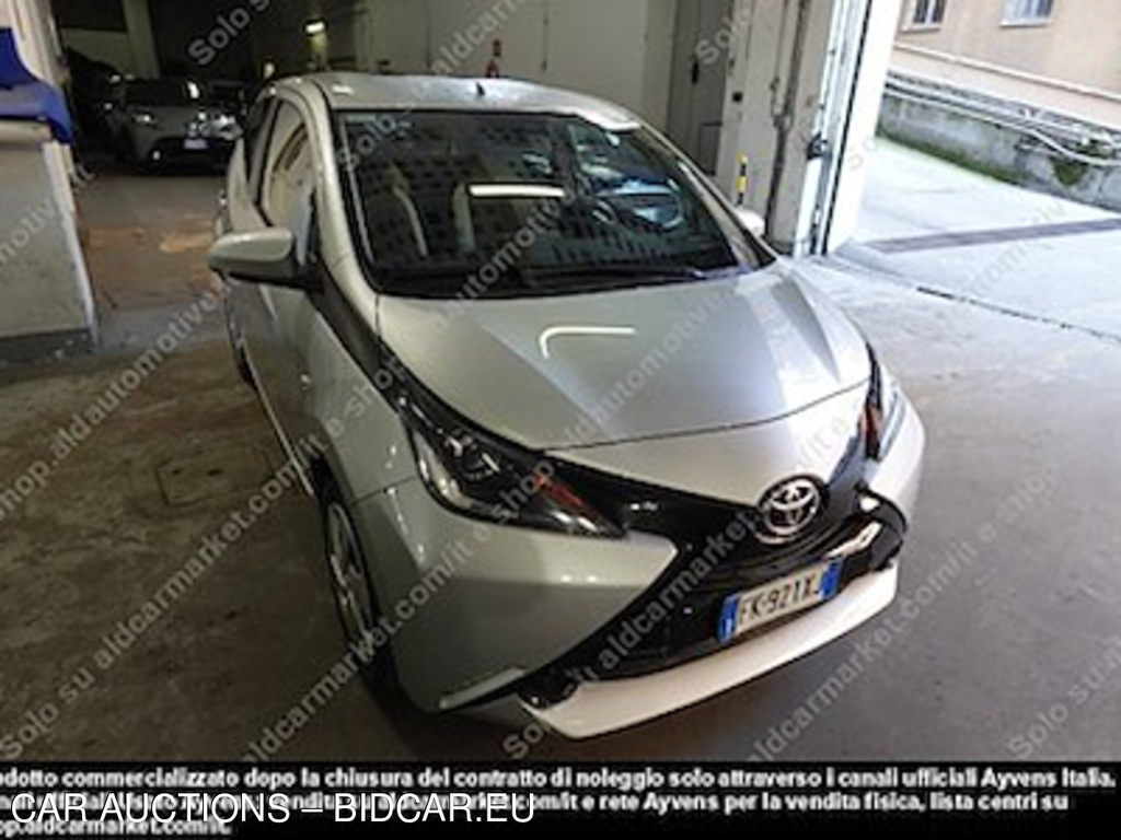 Toyota aygo 1.0 vvt-i x-business mmt -