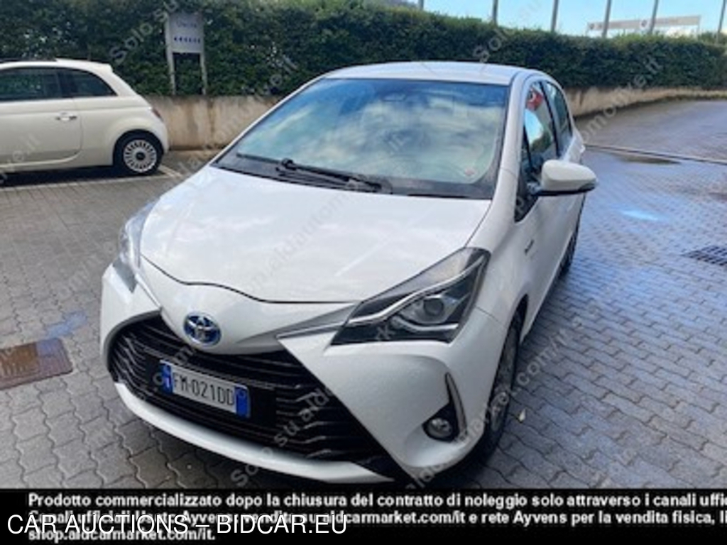 Toyota yaris 1.5 hybrid active hatchback -