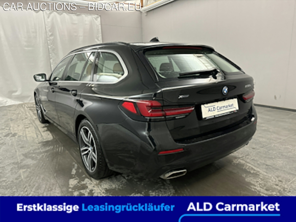 BMW 5er BMW 530e xDrive Touring Aut. Kombi, 5-turig, Automatik, 8-Gang