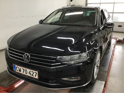 Volkswagen PASSAT 1.5 TSI 150 ELEGANCE PLUS DSG VARIANT UA!