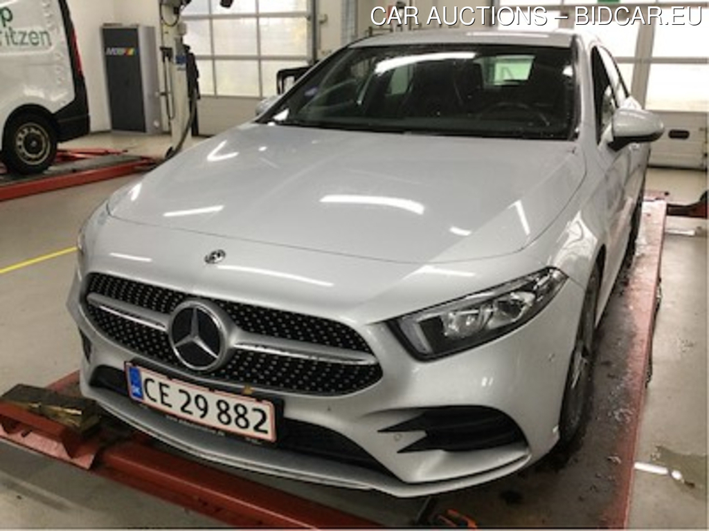 Mercedes-Benz A-Klasse 1.6 A 200 Business DCT UA!