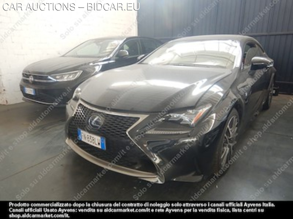 Lexus RC 300h F sport coupe -