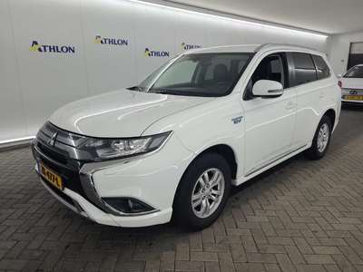 Mitsubishi Outlander PHEV PURE 5D 165KW, 2019