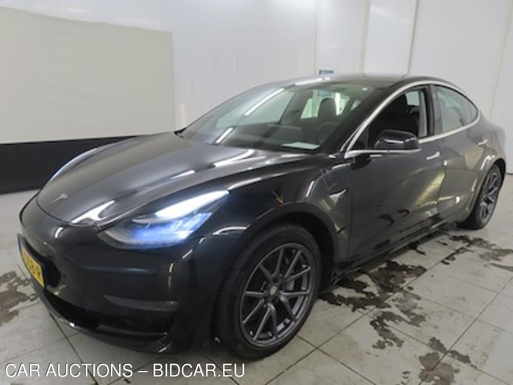 Tesla Model 3 Long-Range Dual Motor AWD Launch Version 4d