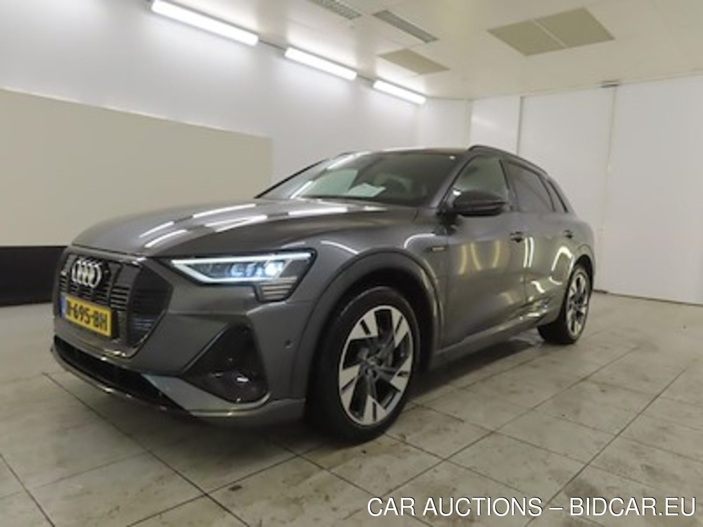 Audi E-tron 50 quattro launch edition black 5d