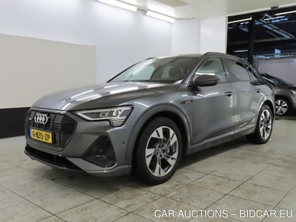 Audi E-tron 50 quattro launch edition black 5d