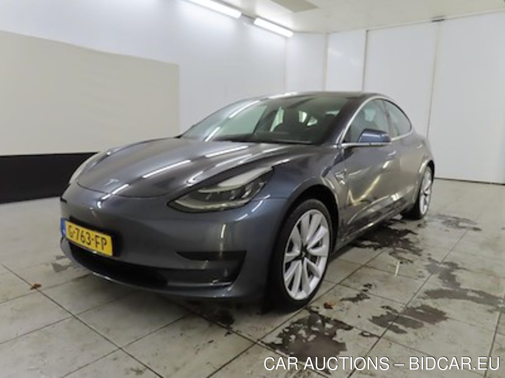 Tesla Model 3 Standard Range Plus RWD 4d