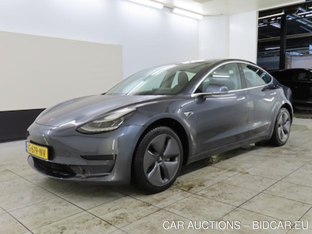 Tesla Model 3 Standard Range Plus RWD 4d