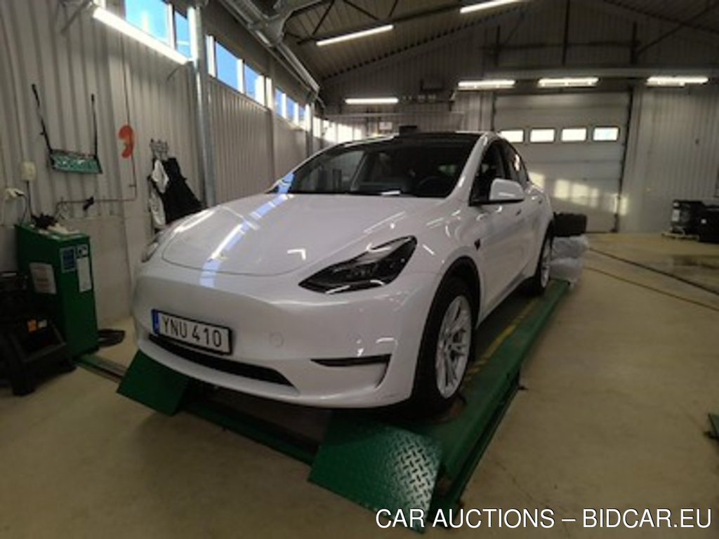 Tesla Model Y Long Range AWD, Skinn, Pano, P-Varmare, B-Kamera,