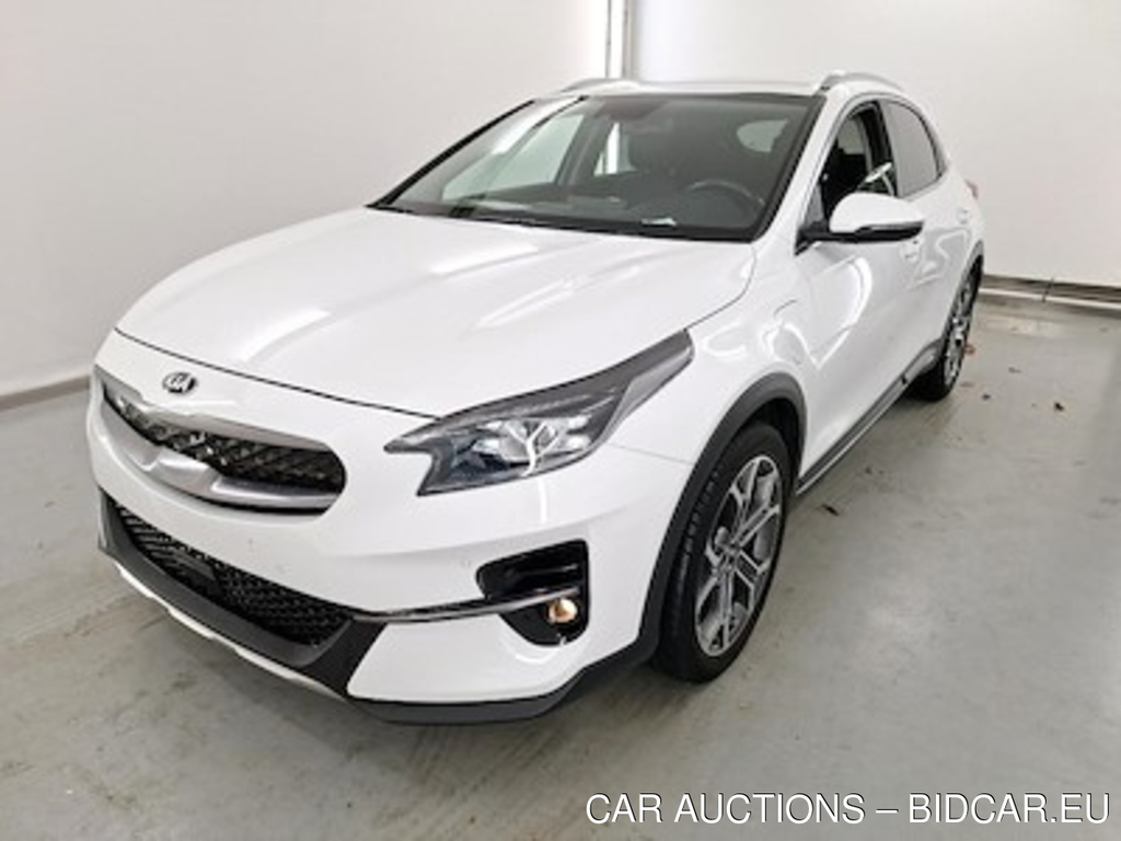 Kia XCEED 1.6 GDI PHEV DCT SENSE ADAS 18 alloy wheels Leather Navigation