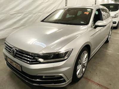 Volkswagen Passat variant diesel - 2015 1.6 TDi Highline Business DSG R-Line Exterior &amp; Interior