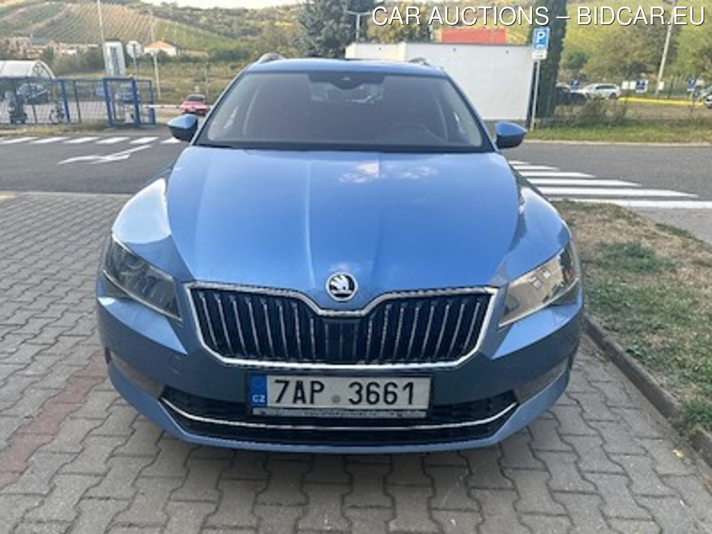 Skoda Superb 2.0 TDI 140kW L&amp;K Combi DSG