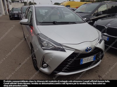 Toyota yaris 1.5 hybrid active hatchback -