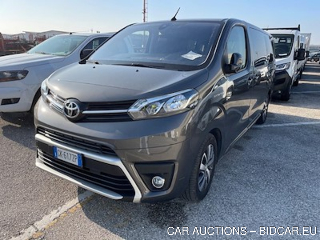 Toyota Proace verso PC 75 Kwh L2 D Executive - 8 Posti