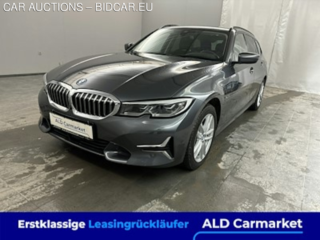 BMW 3er BMW 330e Touring xDrive Aut. Luxury Line Kombi, 5-turig, Automatik, 8-Gang