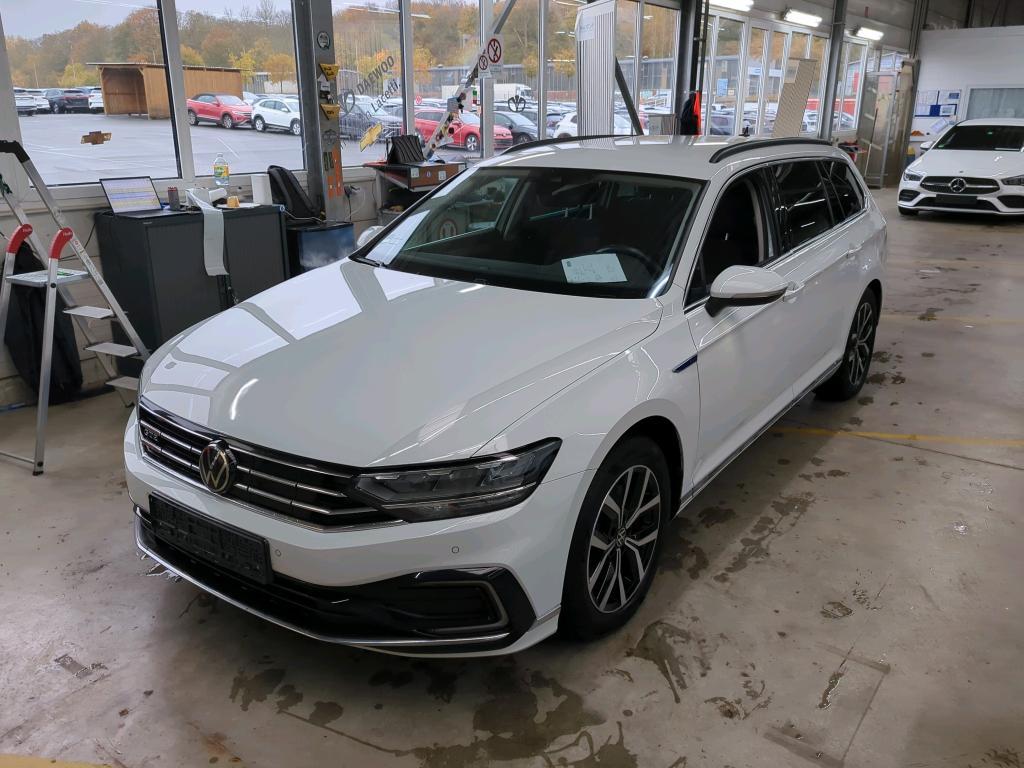 Volkswagen Passat VARIANT 1.4 TSI PLUG-IN-HYBRID DSG GTE, 2021