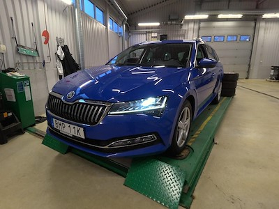 Skoda SUPERB 2.0 TDI 4x4, Style, Cockpit, Skinn, P-Varmare, Aut