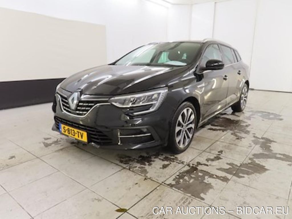 Renault Megane estate TCe 140 EDC Techno 5d