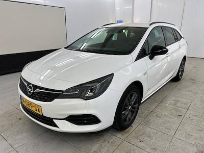 Opel Astra sports tourer 1.2 turbo 81kW Design &amp; Tech