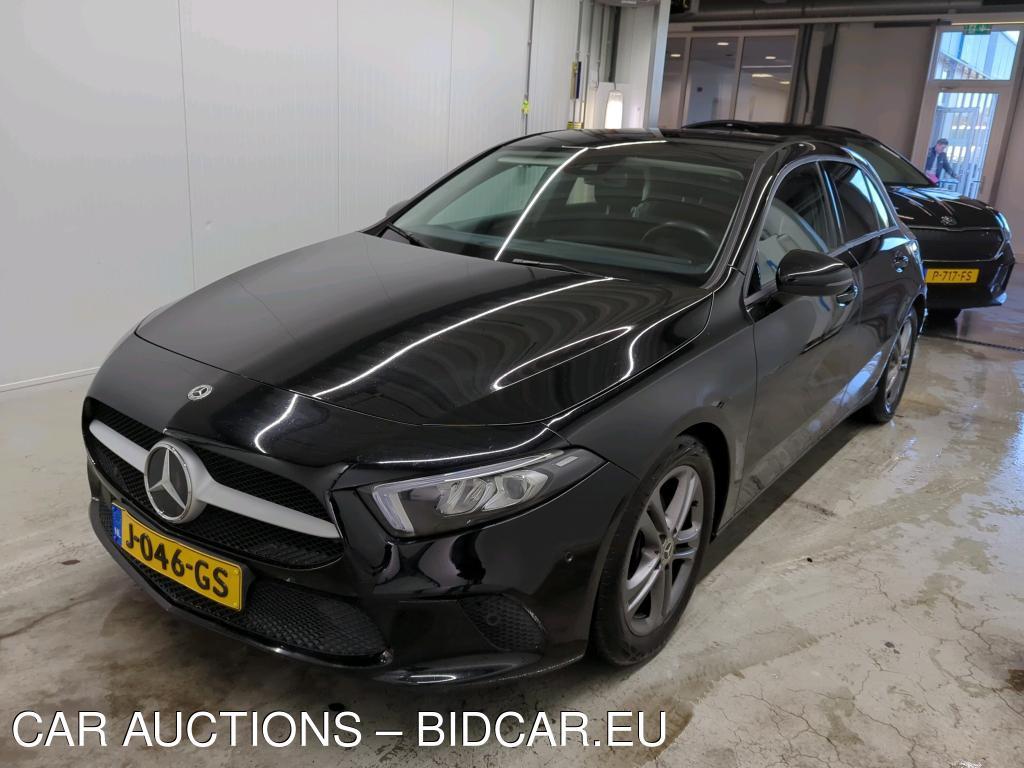 Mercedes-Benz A180 1.3 100kW Business Solution DCT, 2020