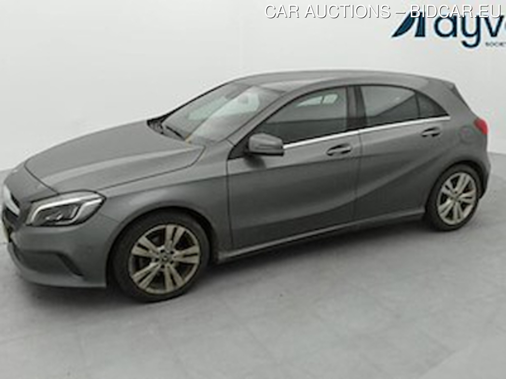 Mercedes-Benz A180d urban 109 CV Professional Pack, Active Parking Assist