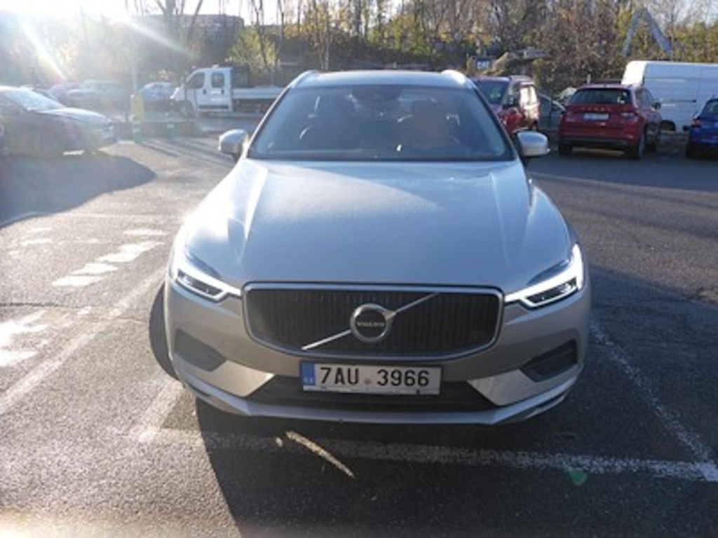 Volvo XC60 2.0 T5 Drive-E AWD Momentum Pro Auto