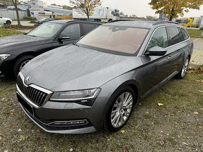 Skoda superb 2.0 TDI 110KW STYLEDSG-7 COMBI