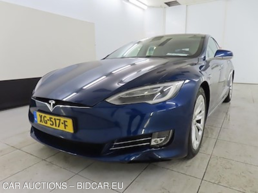 Tesla Model S 100 kWh All-Wheel Drive 5d