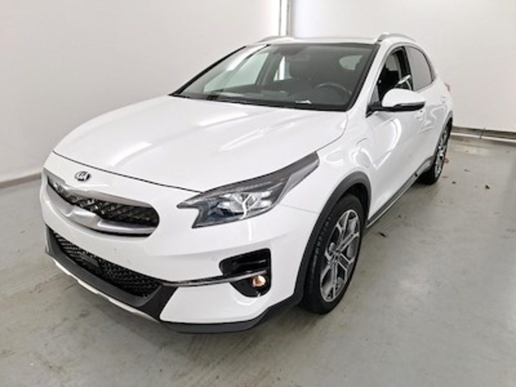 Kia XCEED 1.6 GDI PHEV DCT SENSE ADAS 18 alloy wheels Leather Navigation