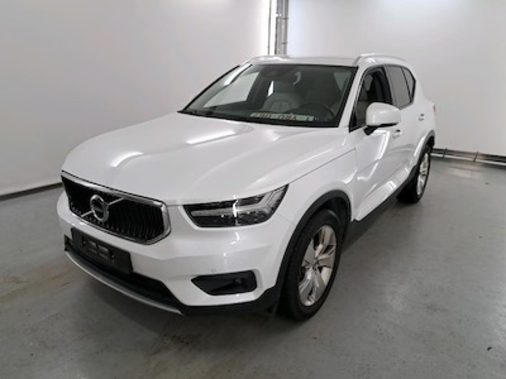 Volvo XC40 1.5 T2 MOMENTUM PRO Winter Park Assist