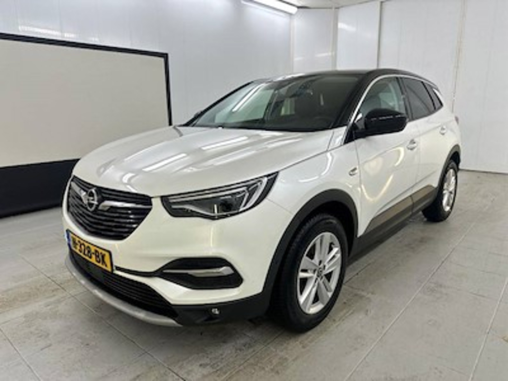 Opel Grandland X 1.2 Turbo S&amp;S 96kW Bus. Executive Auto