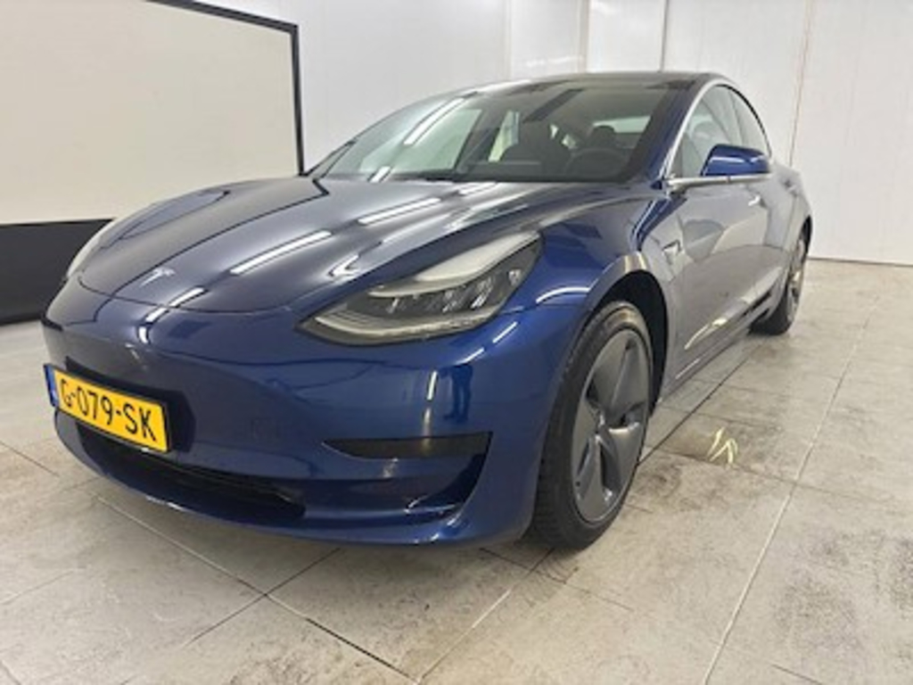 Tesla Model 3 Standard Range Plus RWD