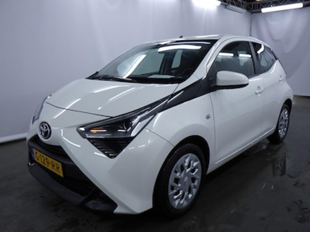 Toyota Aygo 1.0 VVT-i x-play 5d