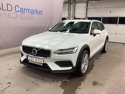 Volvo V60 cross country 2.0 D4 awd Adv Edt, Drag, B-Kamera, Voc, Auto