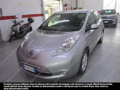 Nissan leaf visia plus 30kwh hatchback -