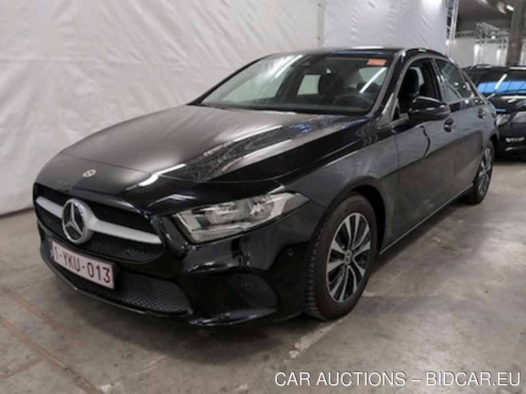 Mercedes-Benz A sedan A 180 BUSINESSSOLUTION AUT