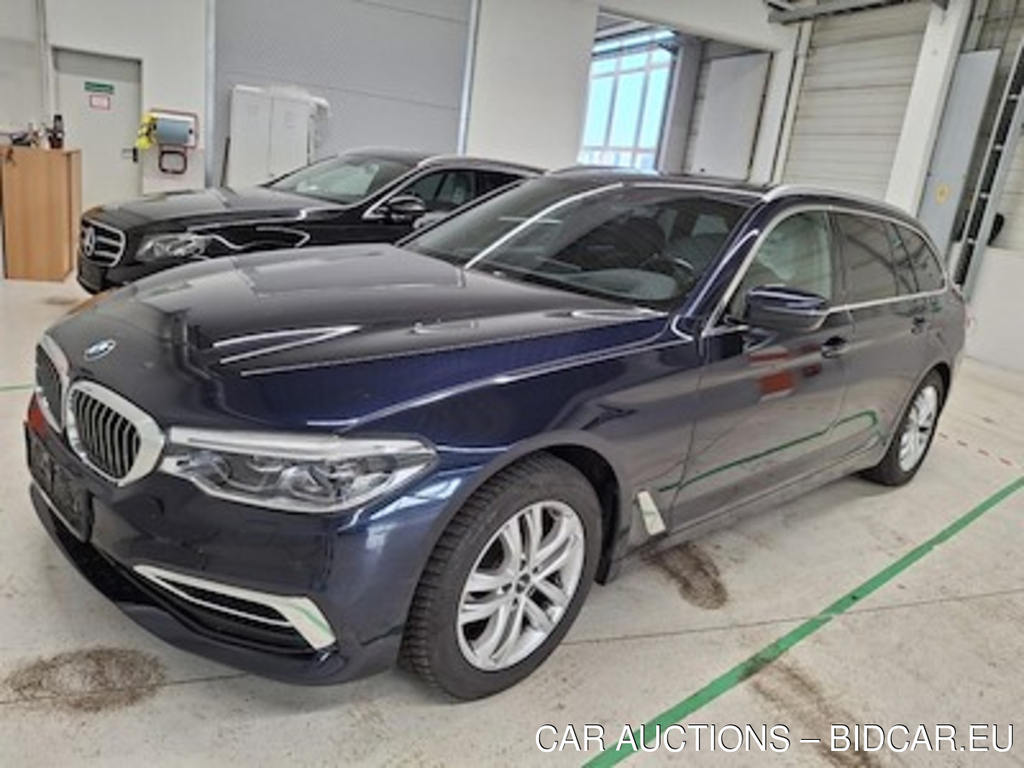 BMW Series 5 520d A xDrive Touring 140KW